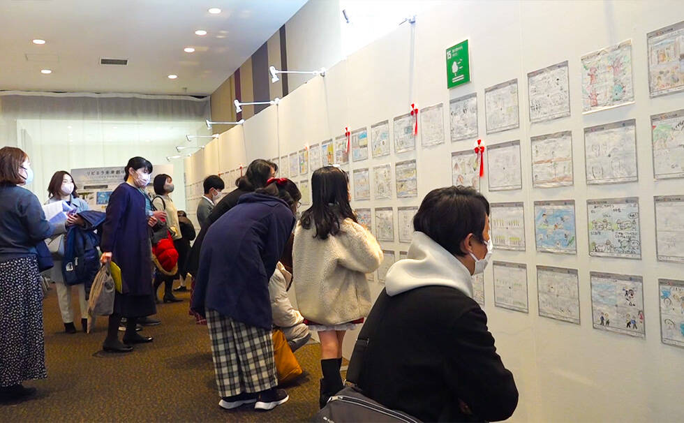 写真：展覧会の様子