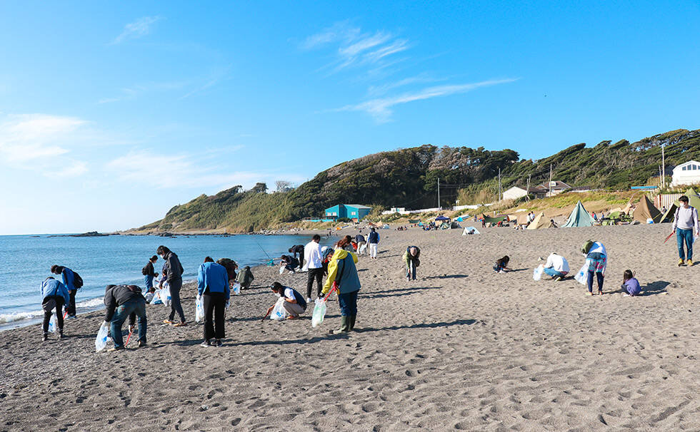 写真：リビエラ湘南ビーチクリーン