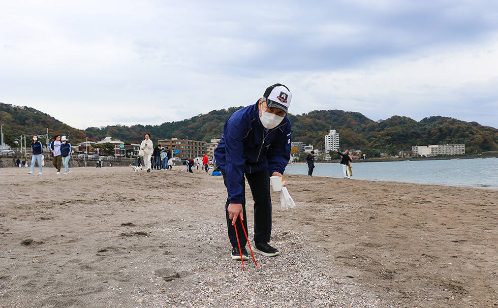 写真：リビエラ湘南ビーチクリーン