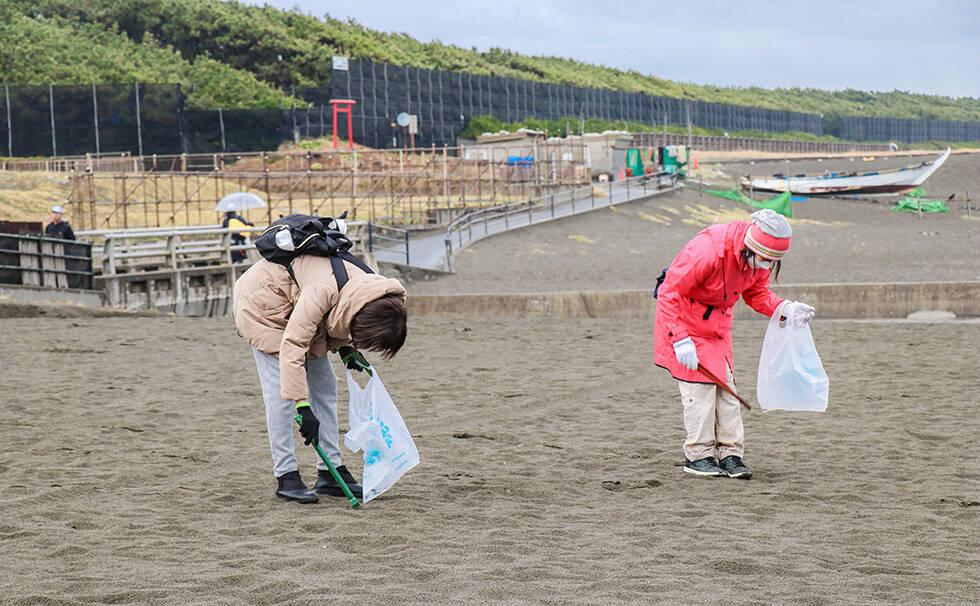 写真：リビエラ湘南ビーチクリーン