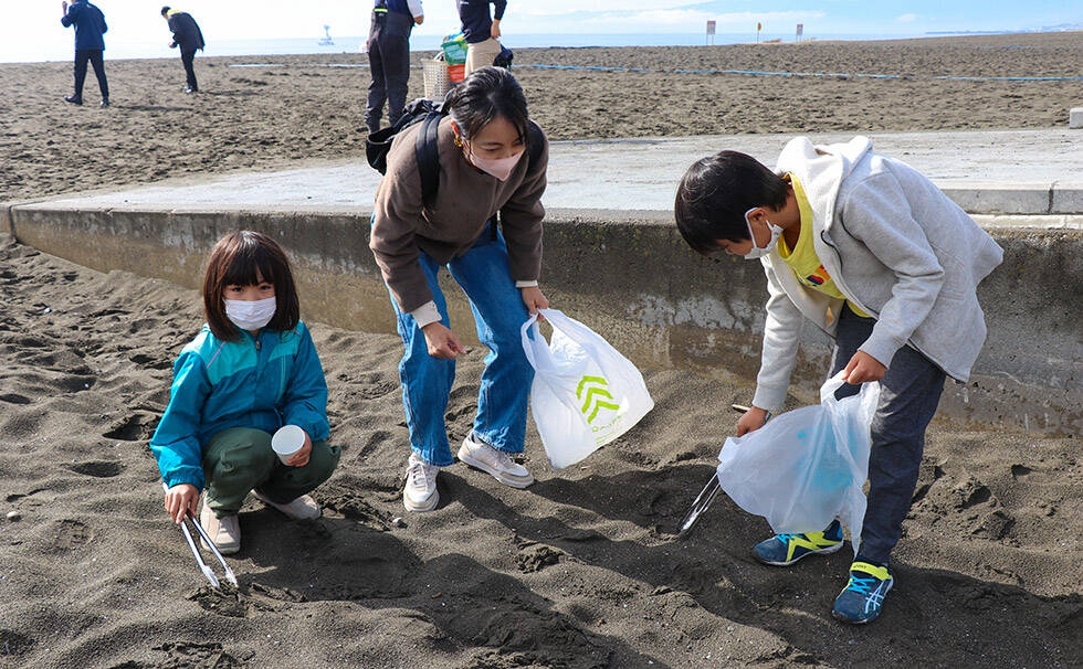 写真：リビエラ湘南ビーチクリーン