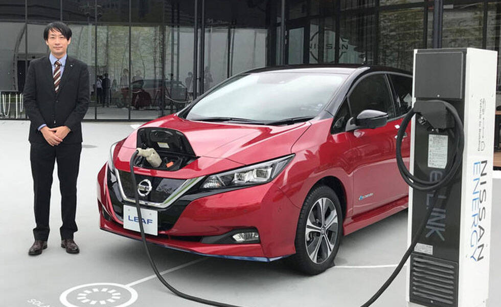 写真：日産自動車株式会社 日本マーケティング本部　 チーフマーケティングマネージャーオフィス　担当部長 (電気自動車) 小川　隼平氏