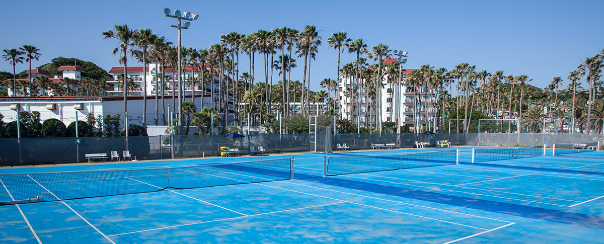 写真：リビエラ逗子マリーナ　テニスコート