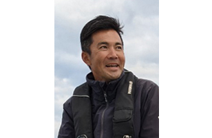 インストラクター