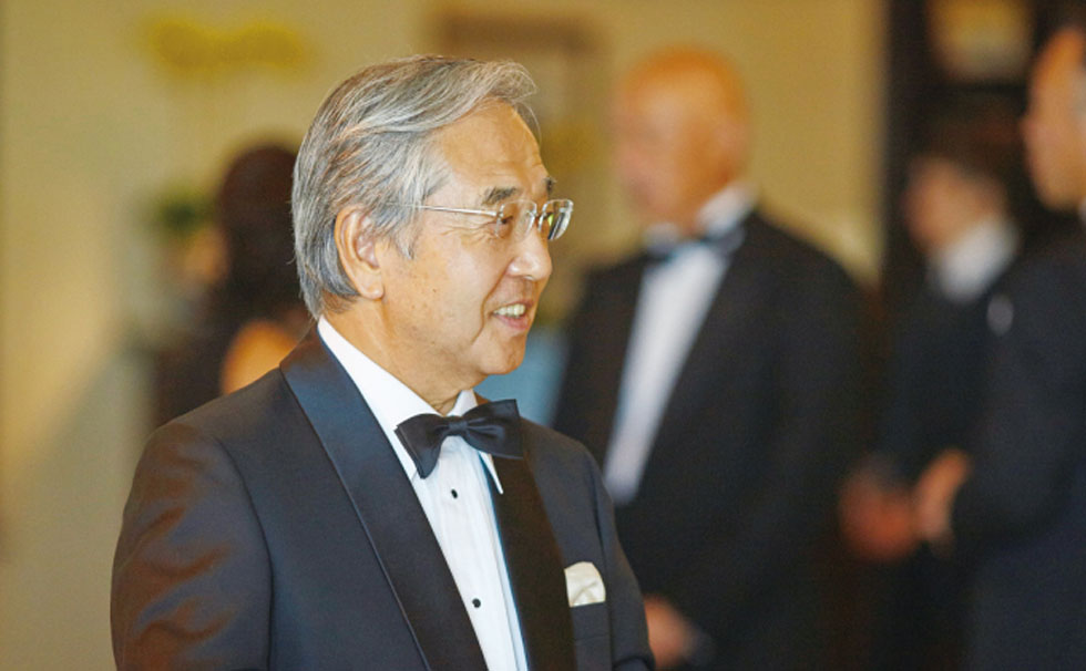 写真：株式会社リビエラホールディングス　代表取締役会長兼社長　渡邊 曻