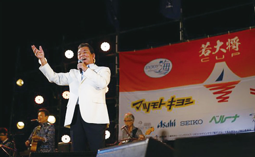 写真：加山雄三氏