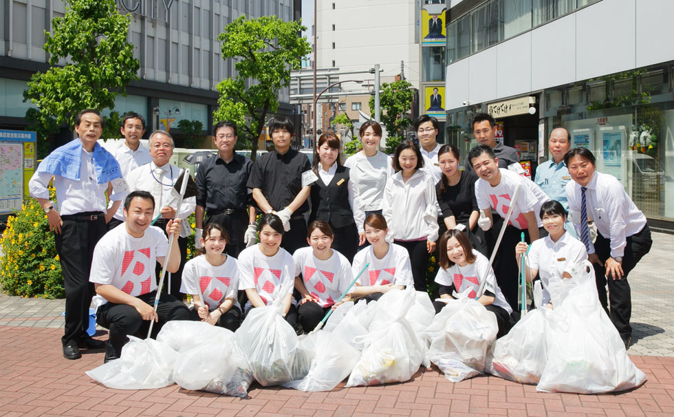 写真：リビエラビーチクリーン