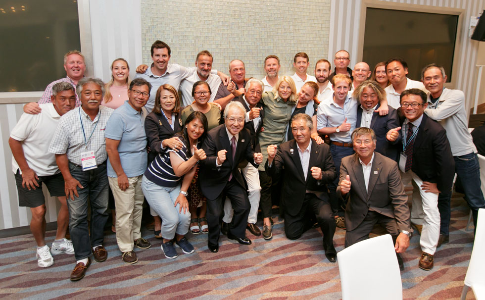 写真：関連レセプションパーティの様子