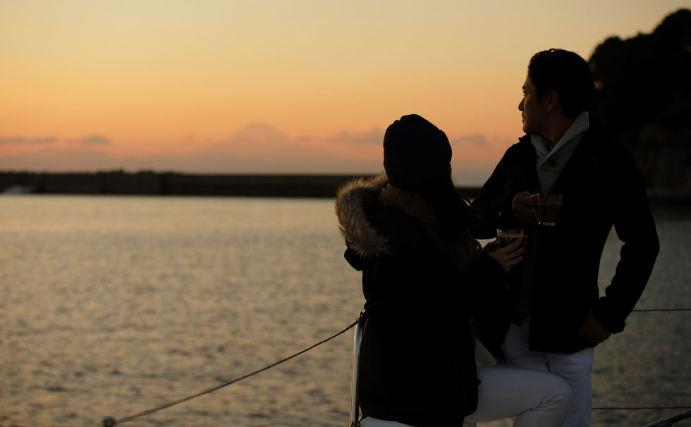 写真：夕暮れの海
