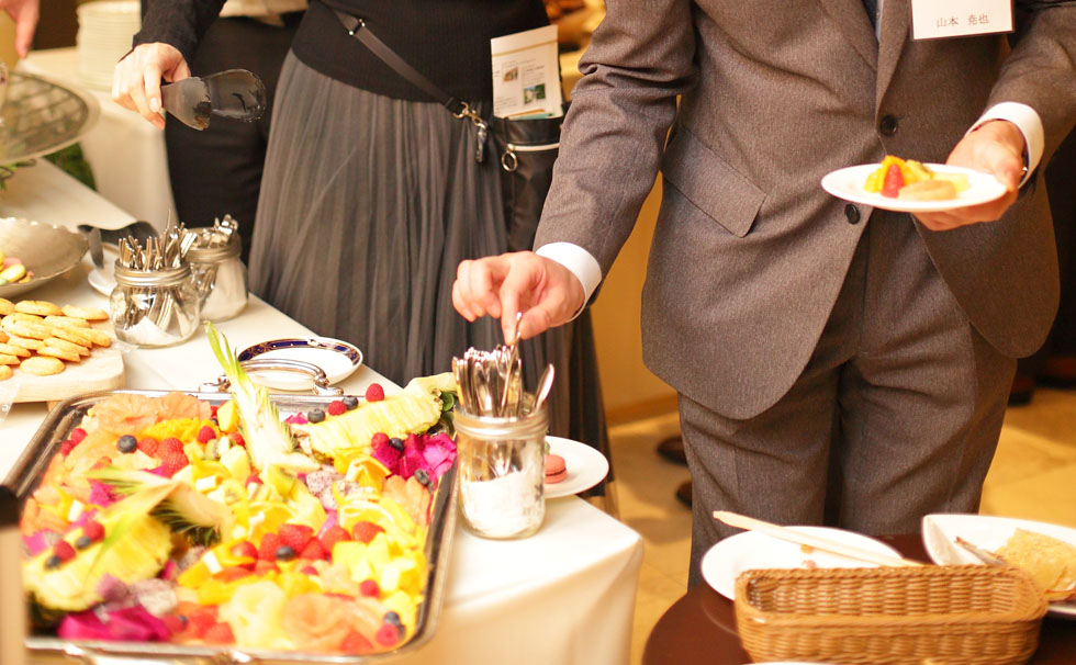 写真：料亭発祥の料理　立食スタイル