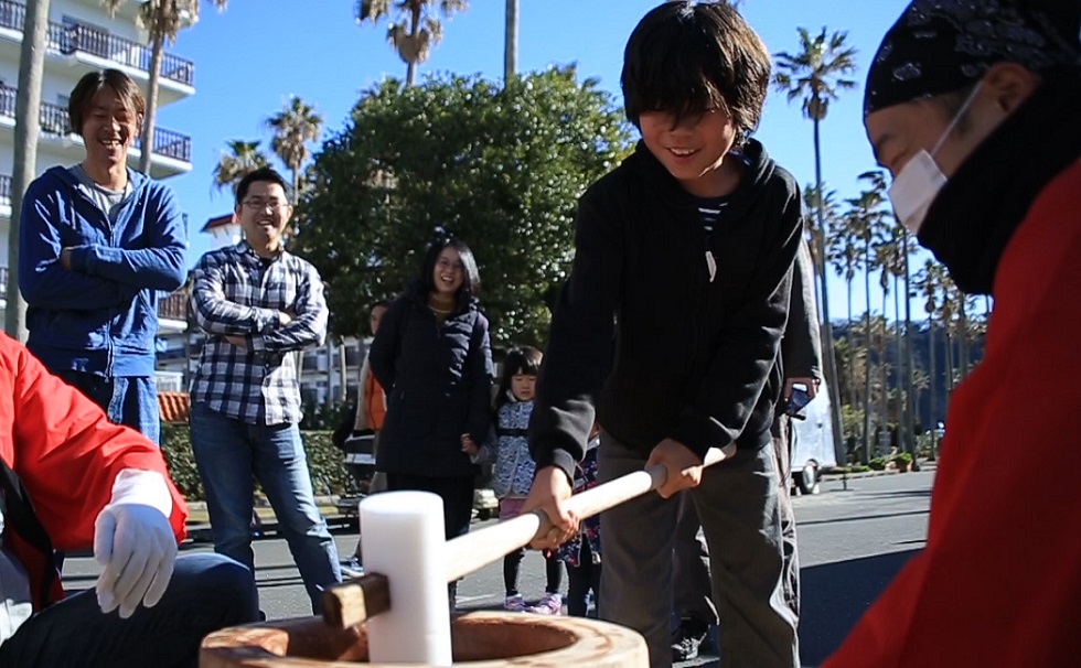 写真：おもちつき体験