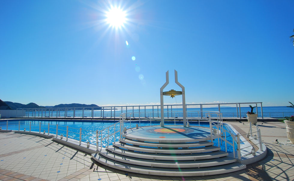 写真：密閉空間を回避した逗子を会場に