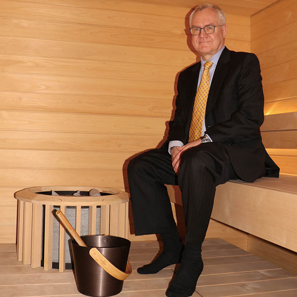 写真:ペッカ・オルパナ閣下