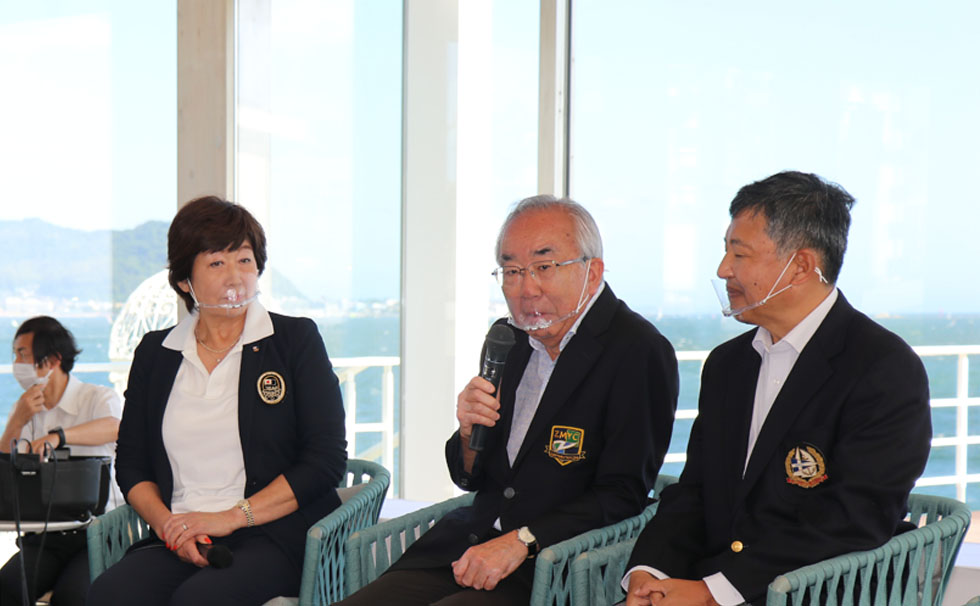 写真：環境教育 ・ ブルーフラッグ