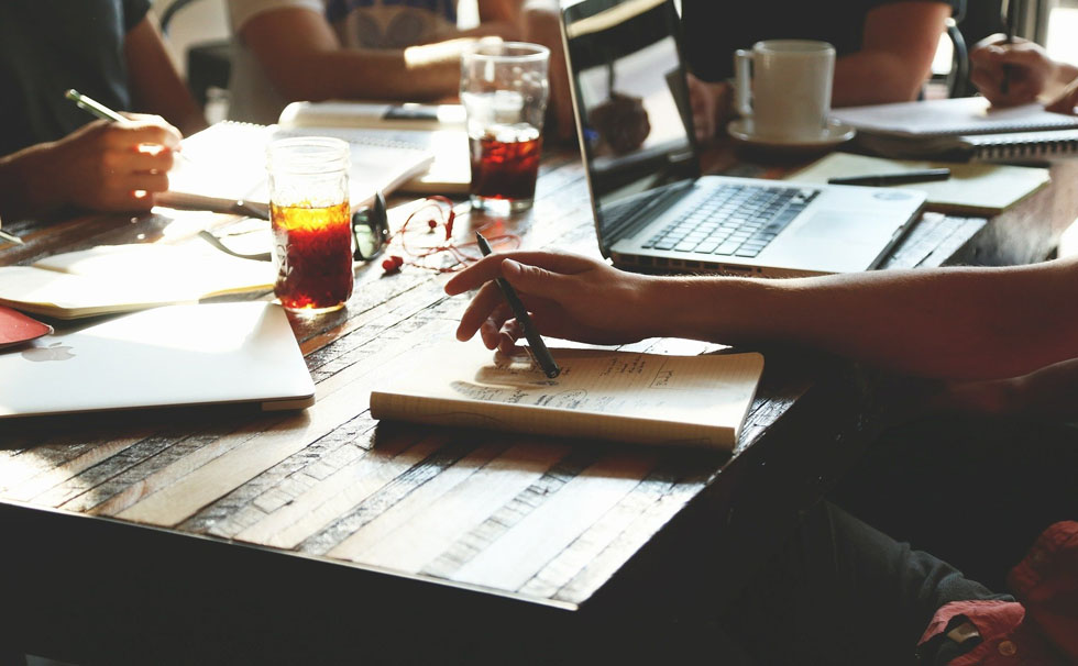 写真：学び　イメージ