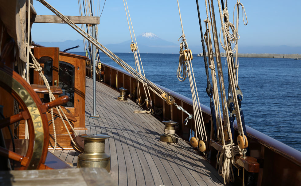 写真：ｼﾅｰﾗ　甲板