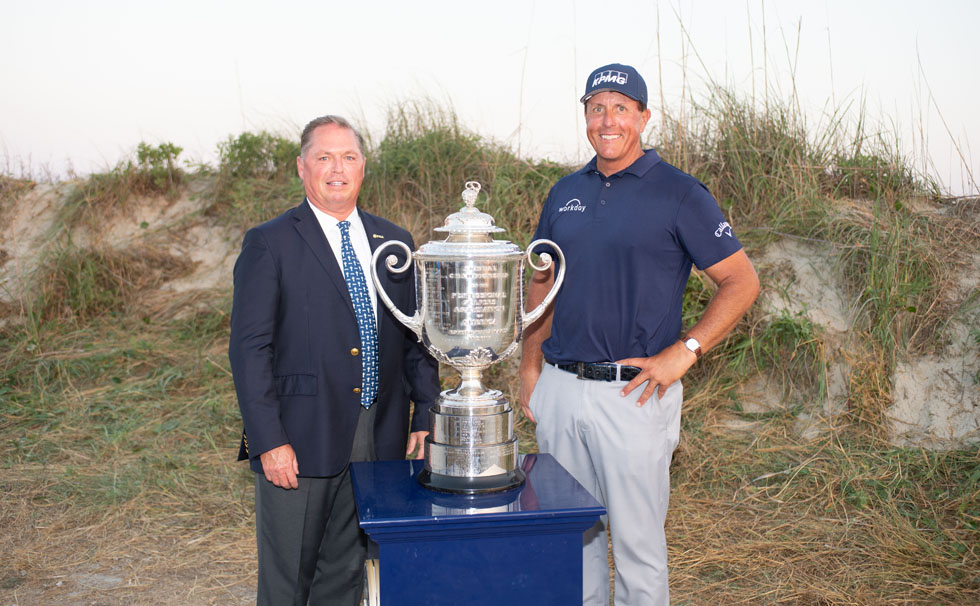 写真：フィル・ミケルソン選手とジム・リチャーソン氏