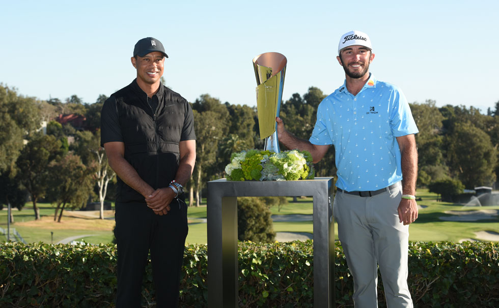 写真：大会ホストのタイガー・ウッズと今年の優勝選手、マックス・ホマ