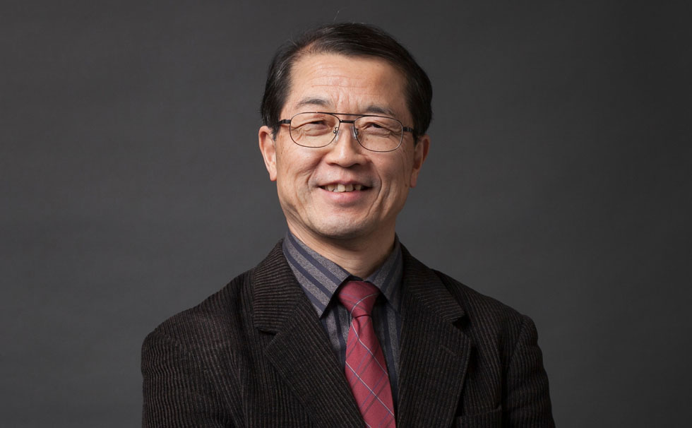 写真:岡 良隆 氏