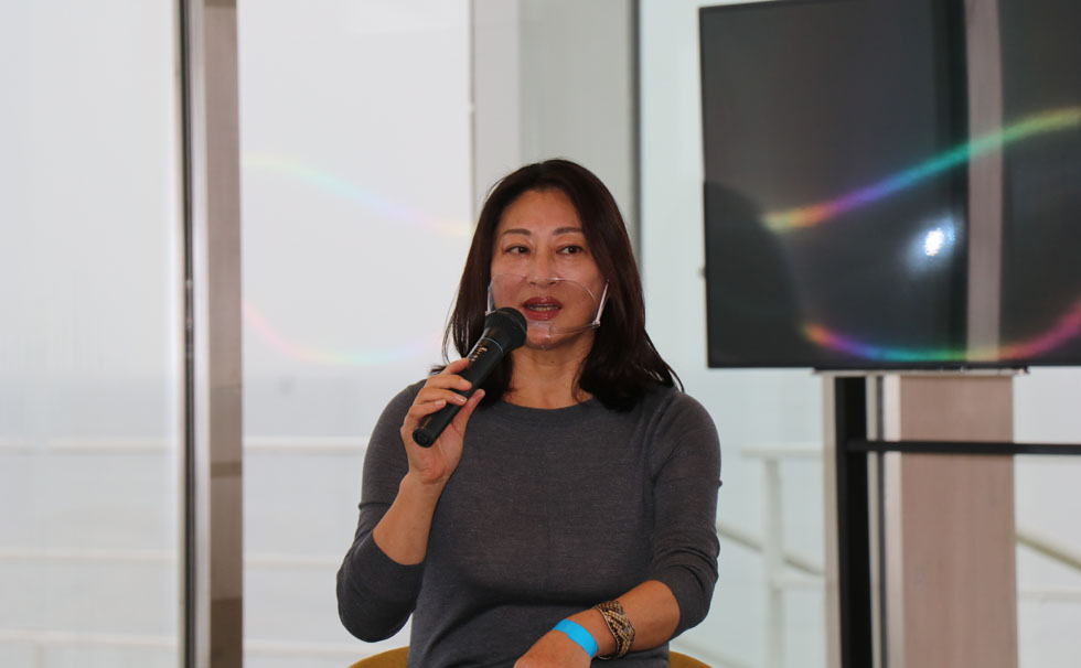 写真：甘糟 りり子氏