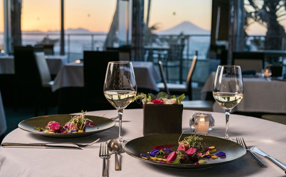 写真:レストランでのお食事