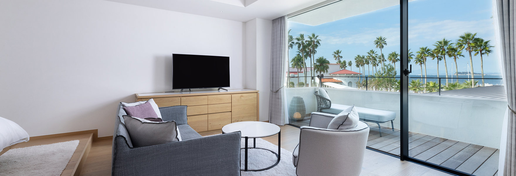 MALIBUHOTEL＿PALMTREESUITE＿LIVING