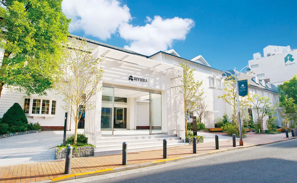 写真：木造3階建築の顔エントランス改修