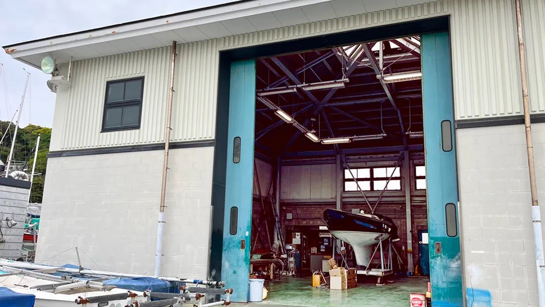 写真：整備工場